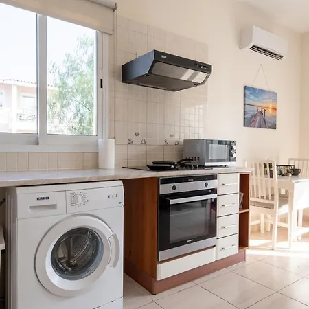 Apartment Limnos Gardens *